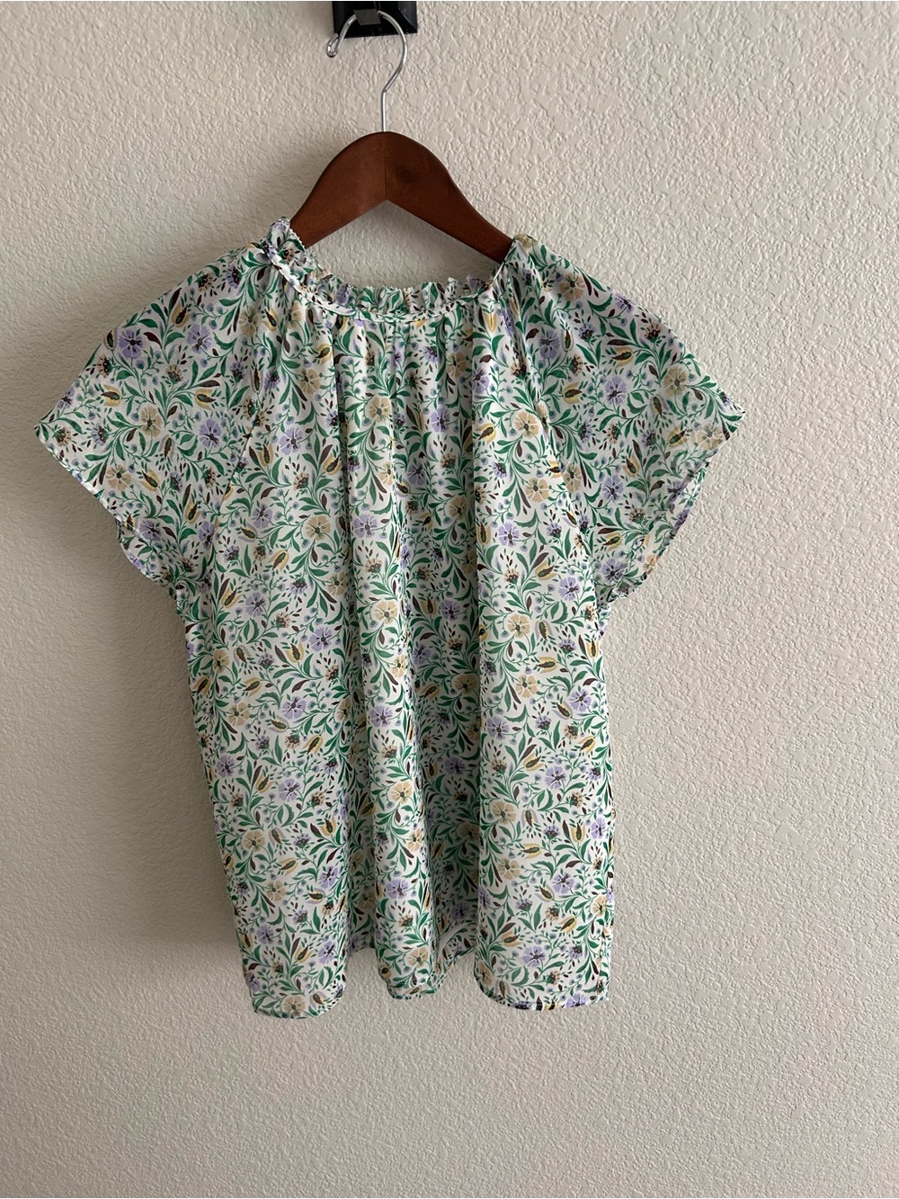 Ann Taylor Floral Peasant Blouse in Green & Lavender